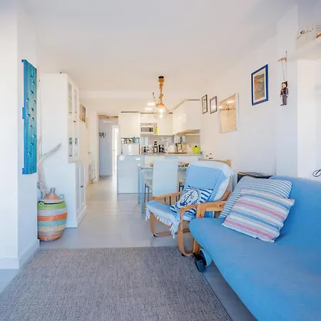 Lovely In Lescala With Kitchen Apartment