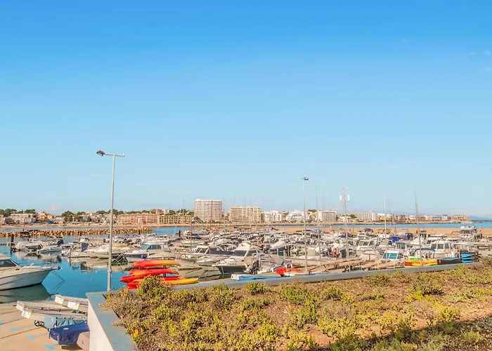 2 Bedroom Lovely In L' Escala